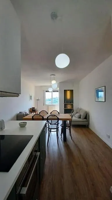 Casa Oliva: Stunning Views And Green Surroundings Perledo شقة